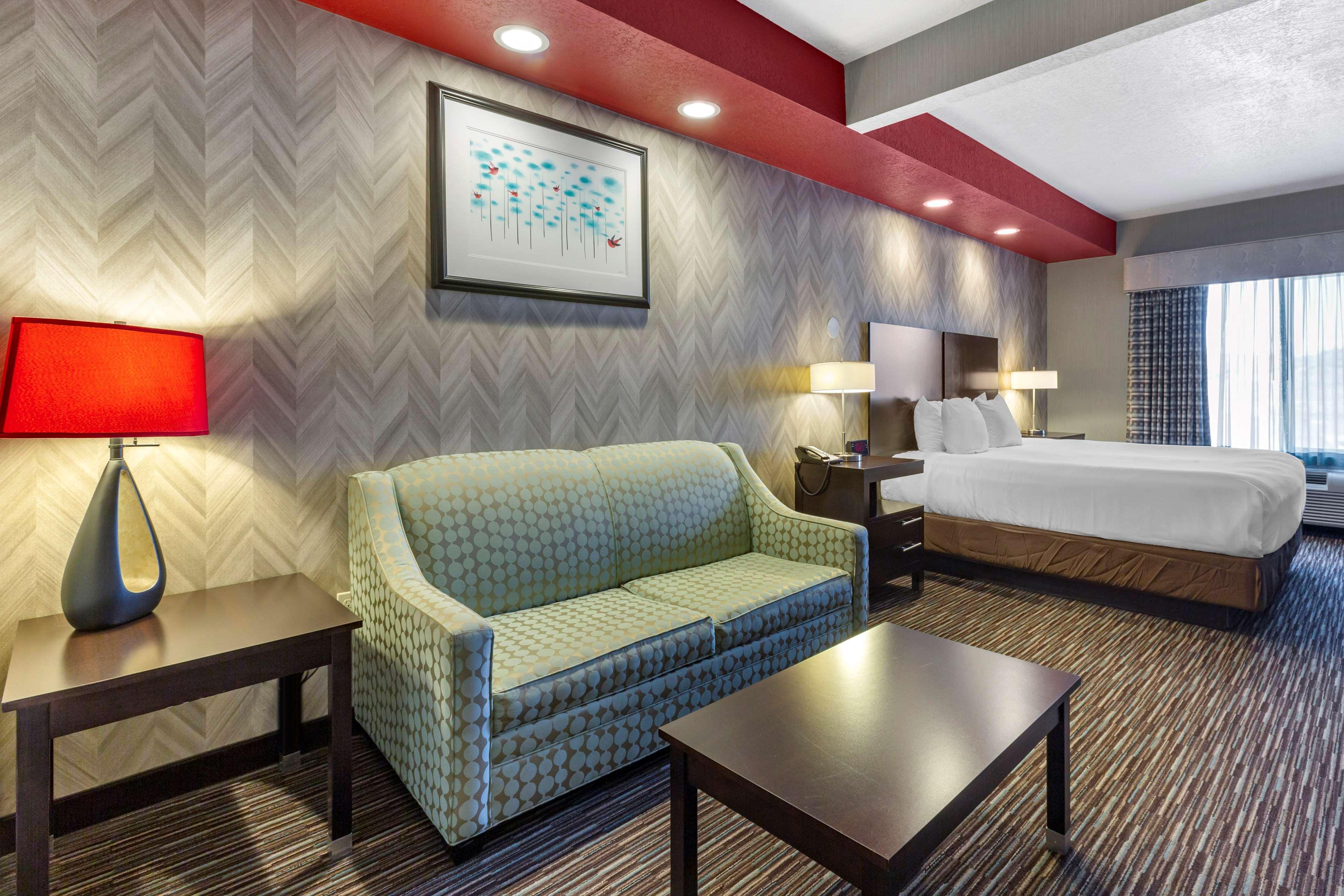 Best Western Plus Gallup Inn & Suites Bagian luar foto