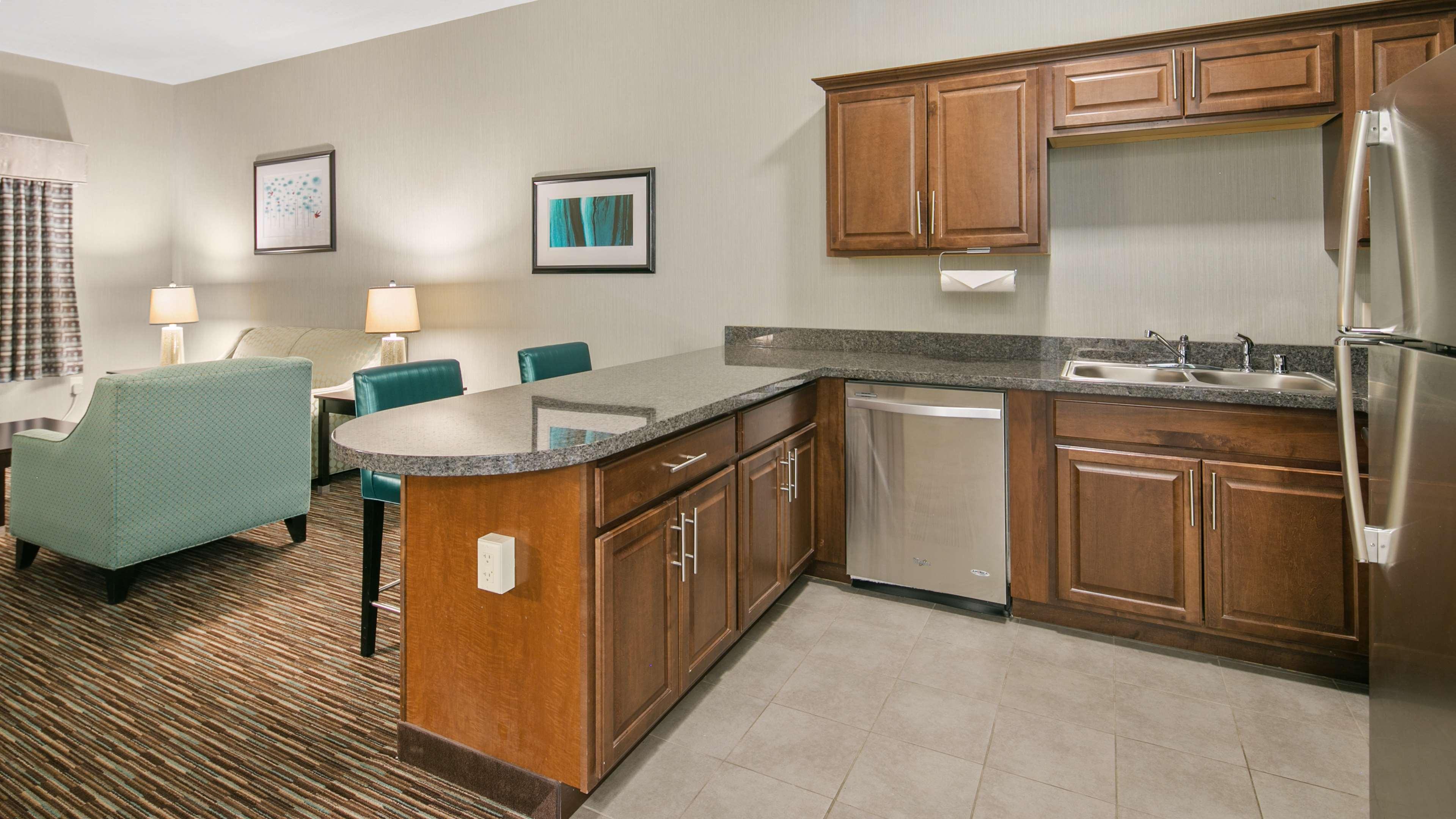Best Western Plus Gallup Inn & Suites Bagian luar foto