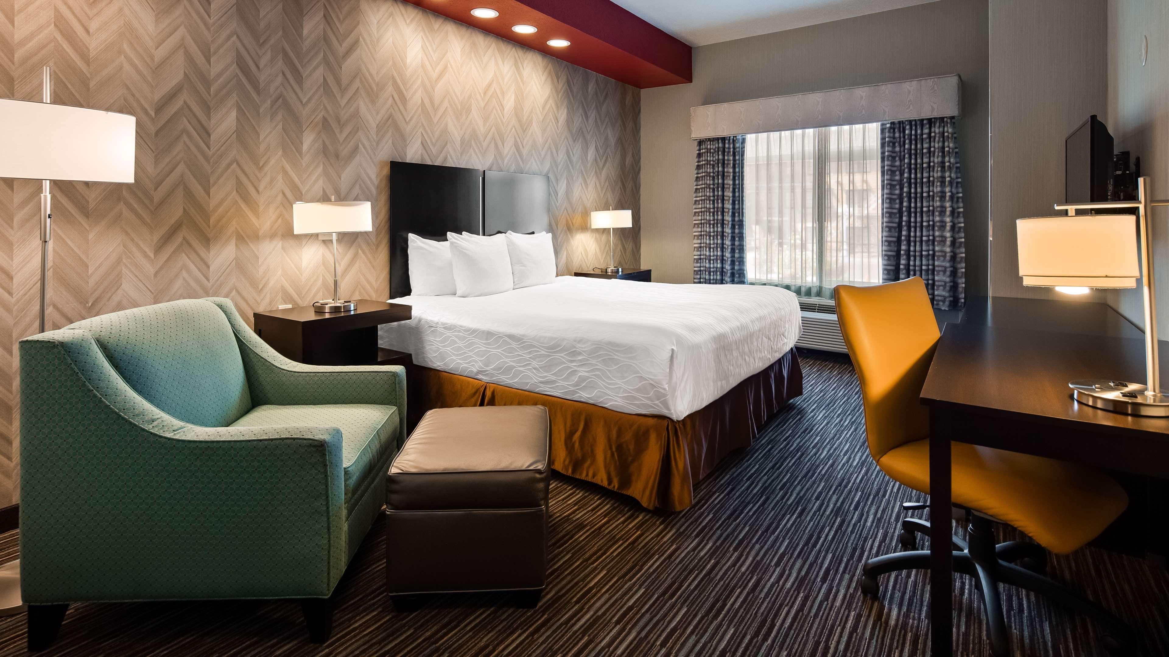 Best Western Plus Gallup Inn & Suites Bagian luar foto