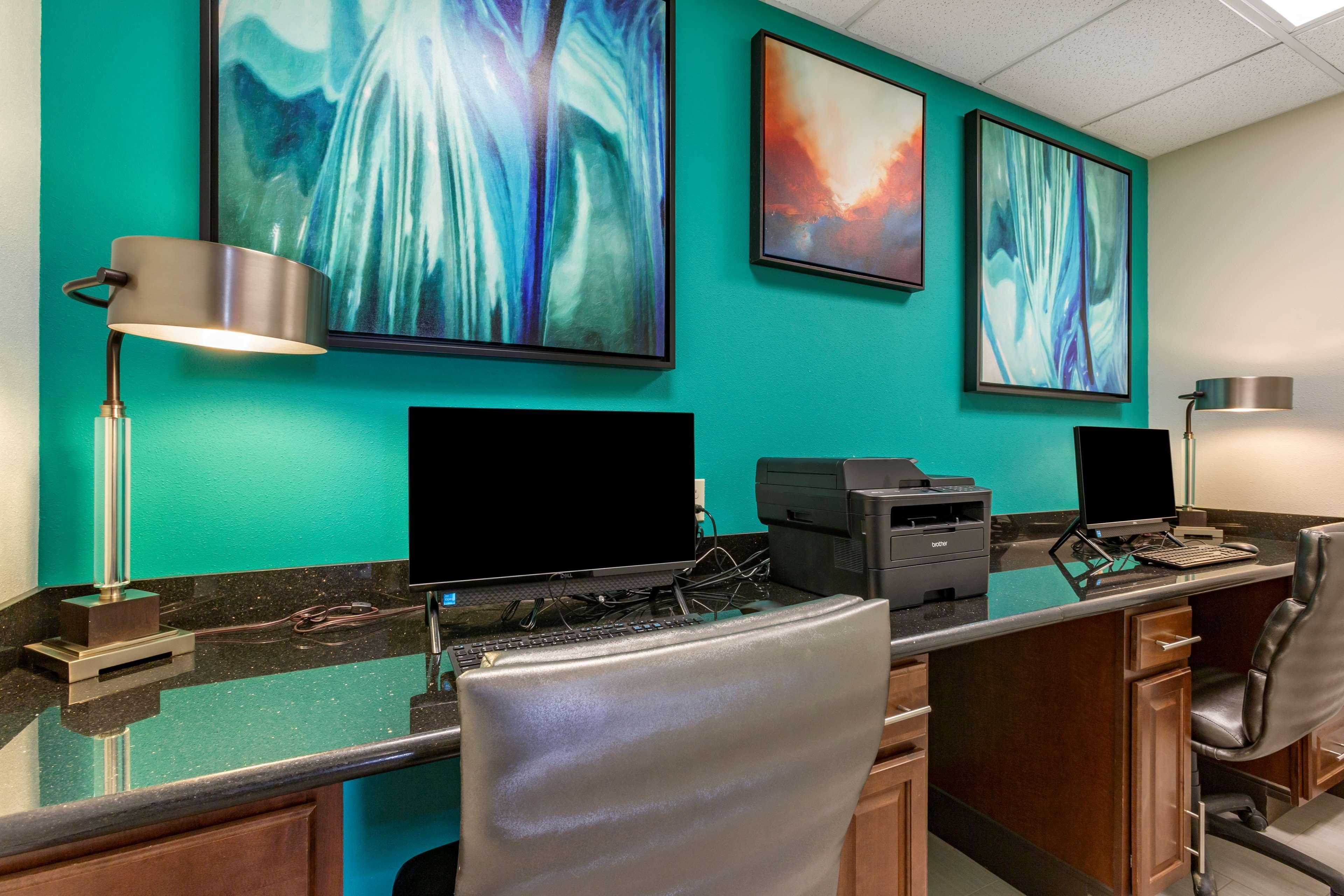 Best Western Plus Gallup Inn & Suites Bagian luar foto