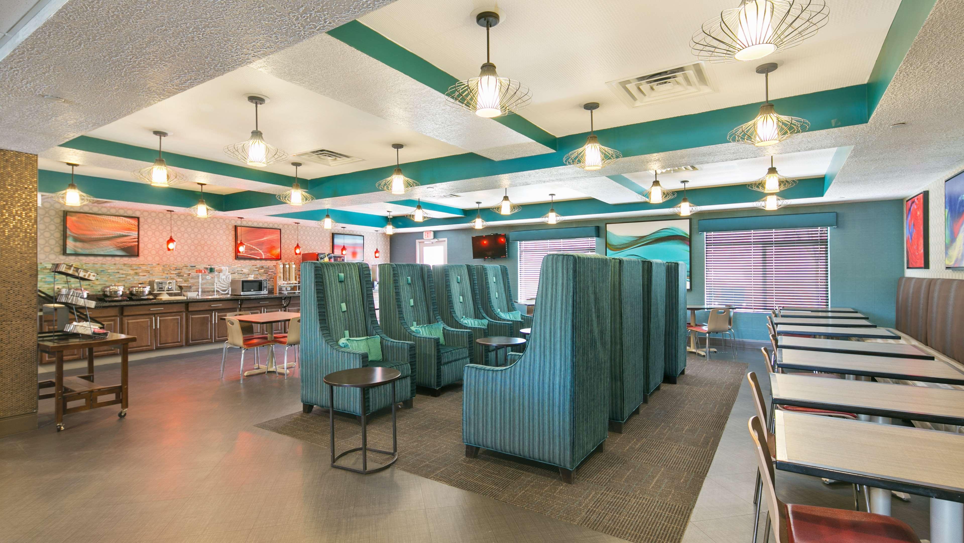 Best Western Plus Gallup Inn & Suites Bagian luar foto