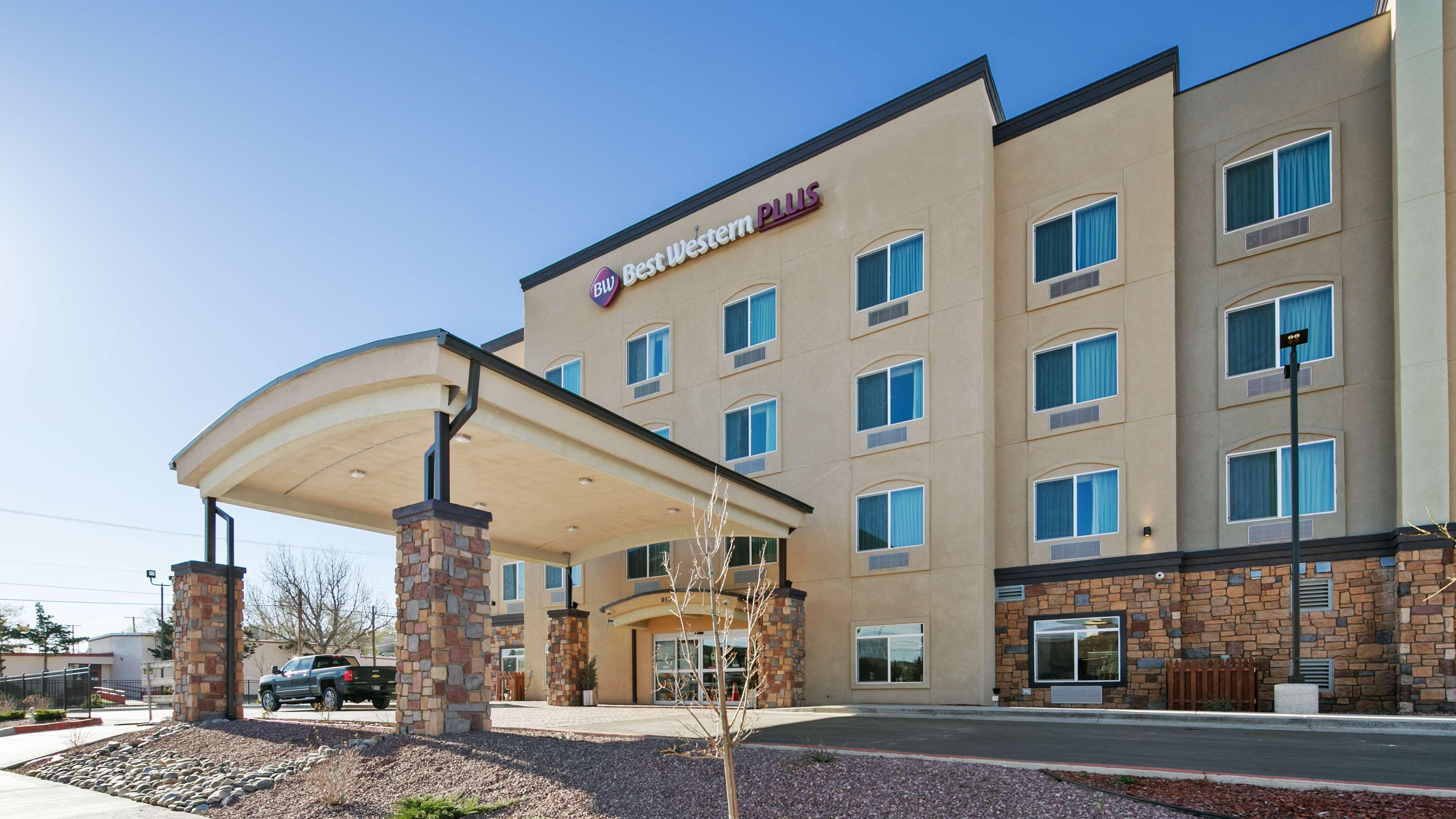 Best Western Plus Gallup Inn & Suites Bagian luar foto