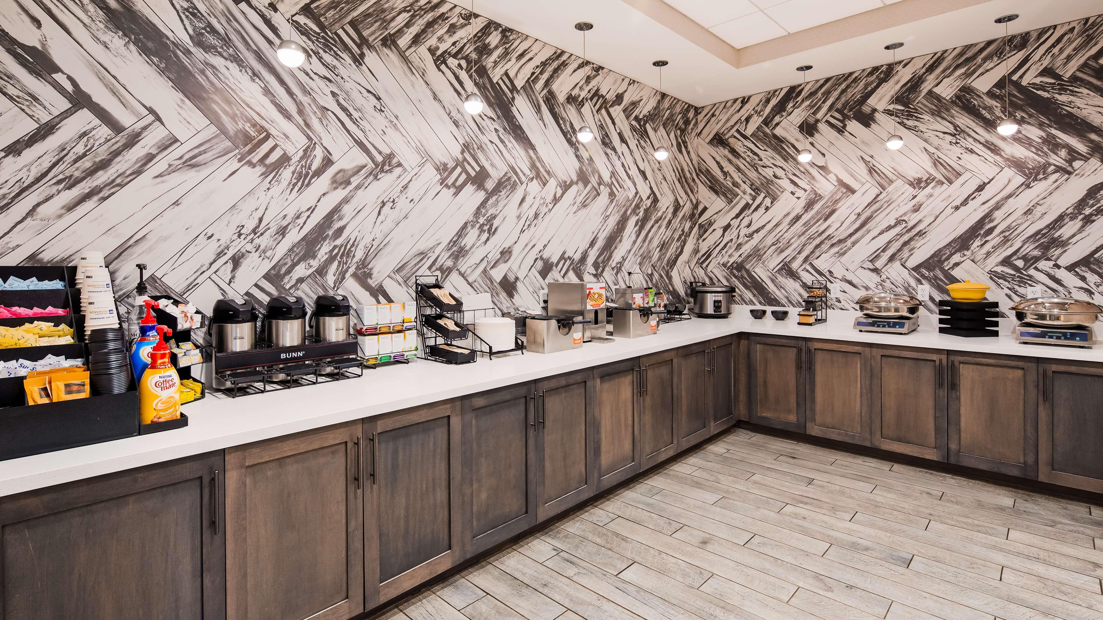 Best Western Plus Gallup Inn & Suites Bagian luar foto