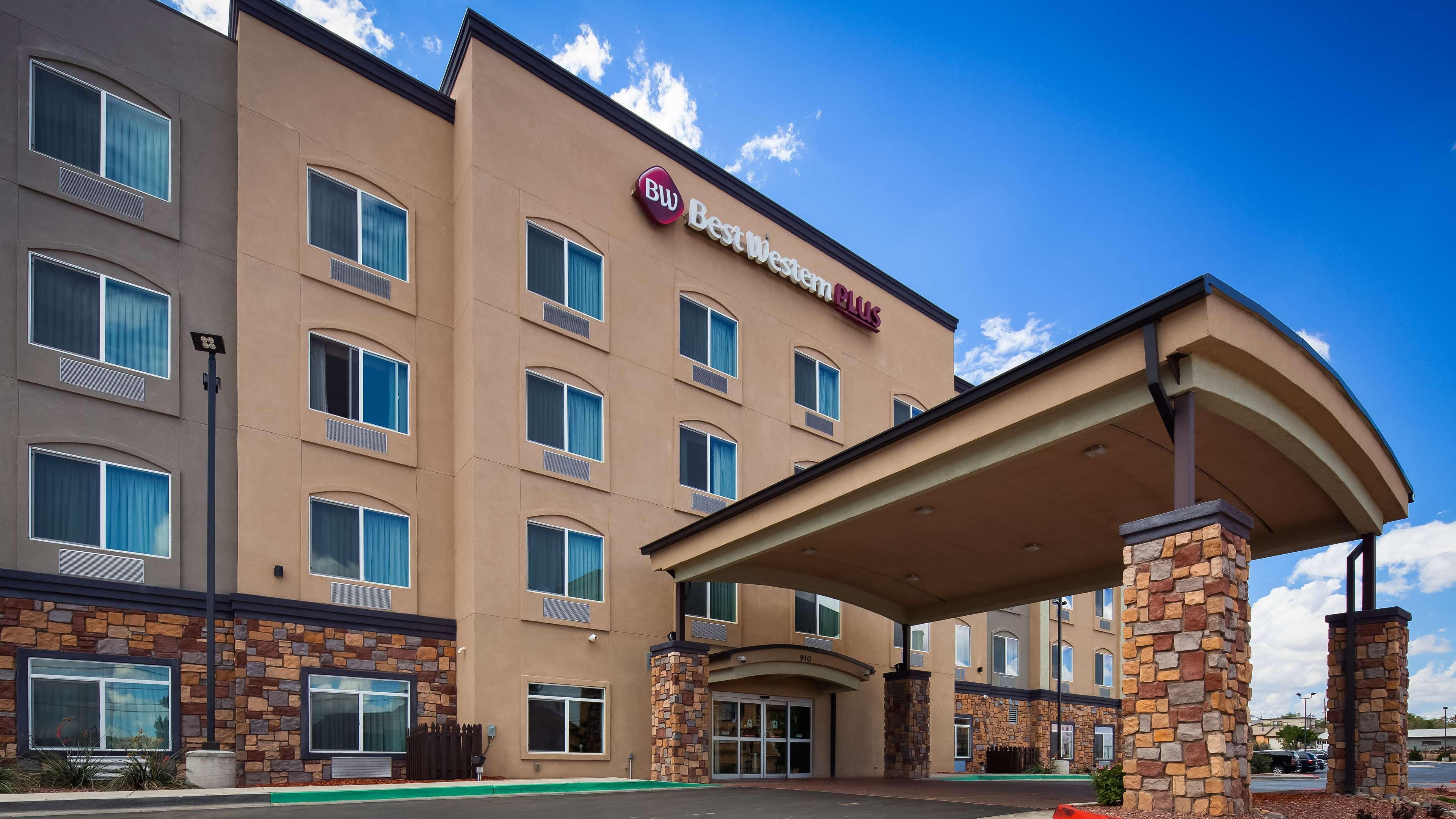 Best Western Plus Gallup Inn & Suites Bagian luar foto